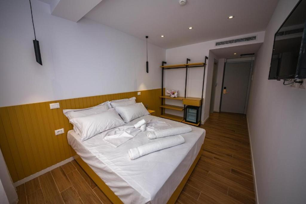 Hesperus Hotel Orikum Εξωτερικό φωτογραφία