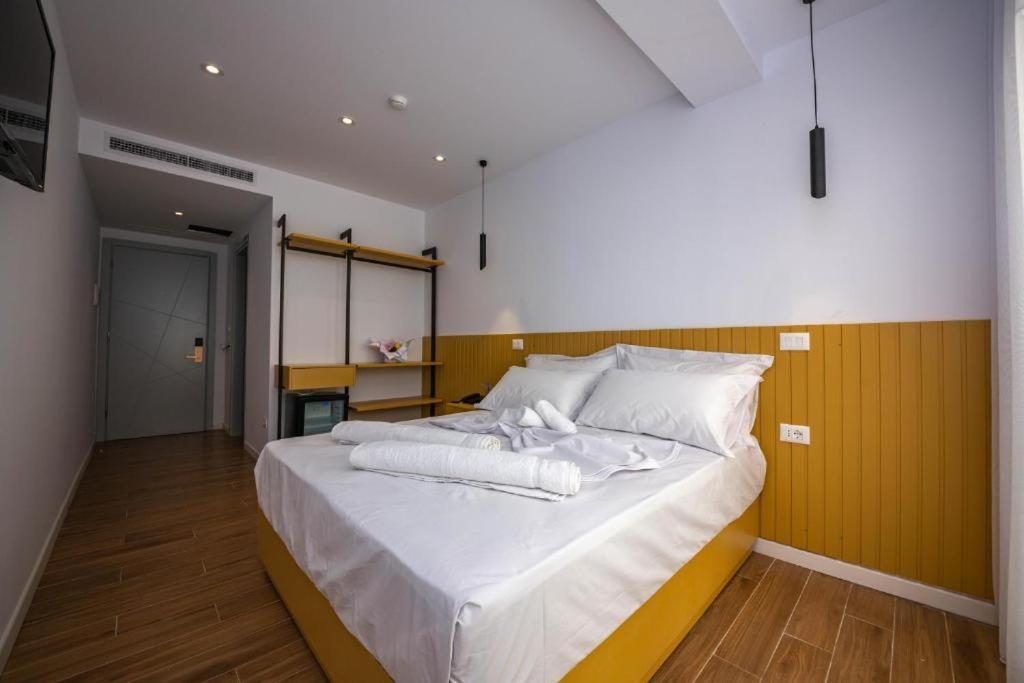 Hesperus Hotel Orikum Εξωτερικό φωτογραφία