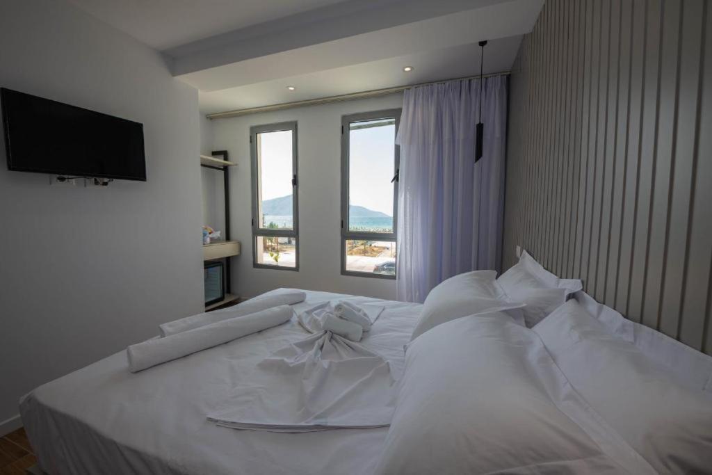 Hesperus Hotel Orikum Εξωτερικό φωτογραφία